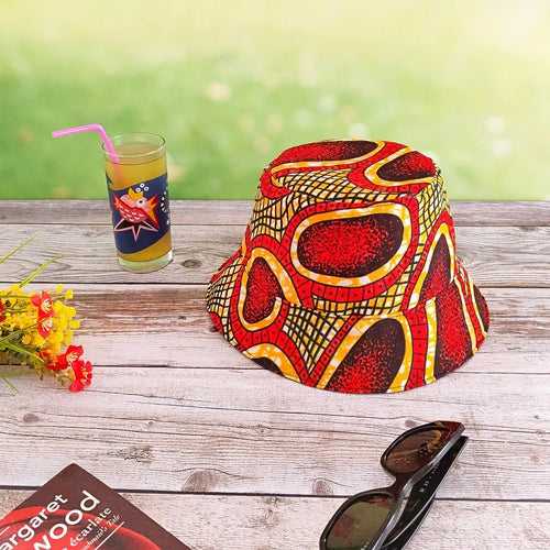 Chapeau d'été Bob réversible en tissu Wax, fait main en France. Couleurs rouge et jaune