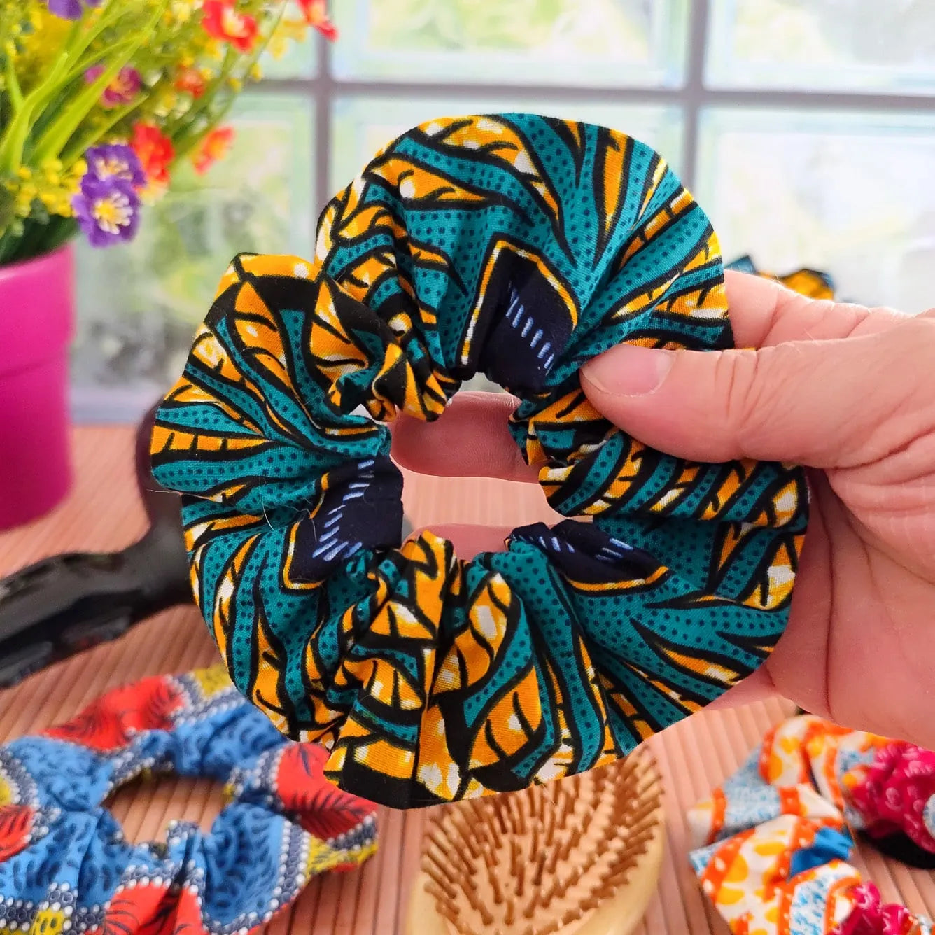 Chouchou cheveux en tissu Wax fait main