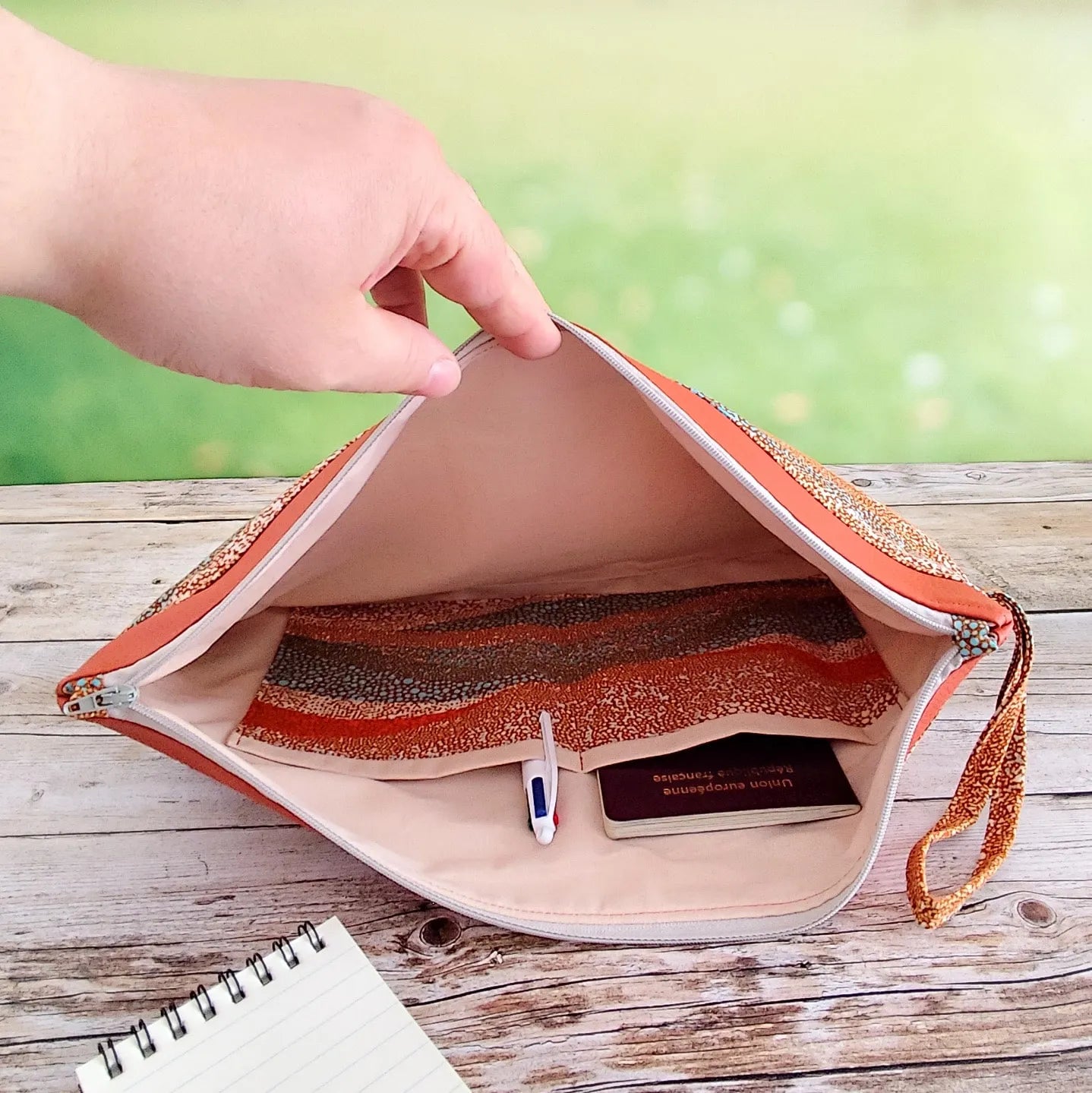 Pochette à main souple Femme - Wax orange - beige - bleu