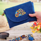 Pochette Dragonne brodée bleue - Motif Cachemire - Hop Ho Pop's