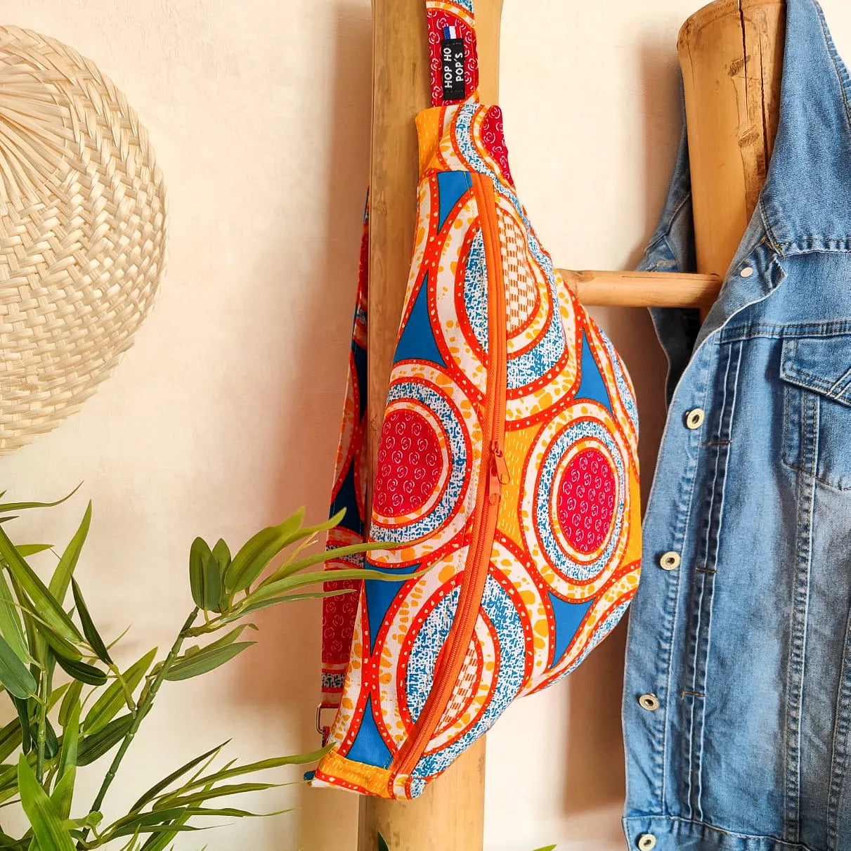 Sac Banane XL en tissu Wax orange, bleu et rose - Fait main